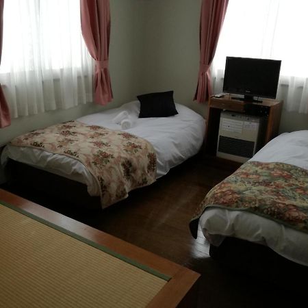 Hakuba Vivaldi Hotel Buitenkant foto
