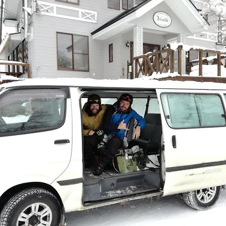 Hakuba Vivaldi Hotel Buitenkant foto