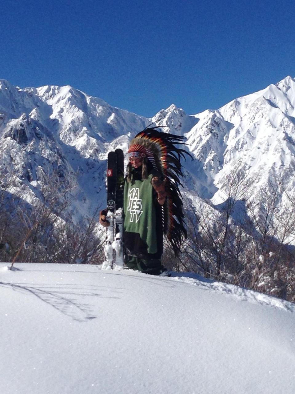 Hakuba Vivaldi Hotel Buitenkant foto