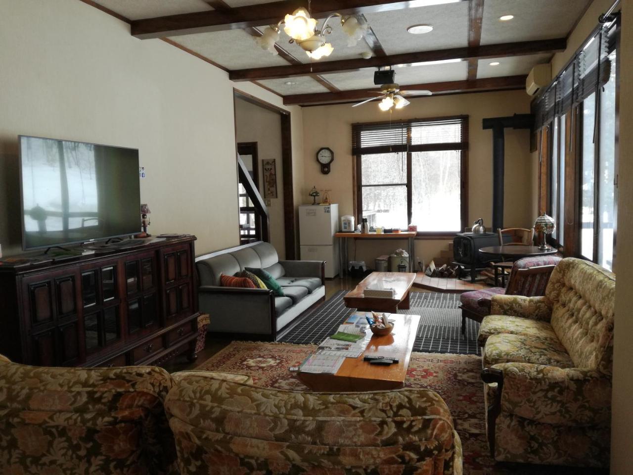 Hakuba Vivaldi Hotel Buitenkant foto